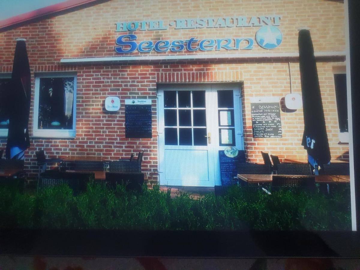 Gasthaus Zum Seestern Hotel Ravensbruck Exterior photo